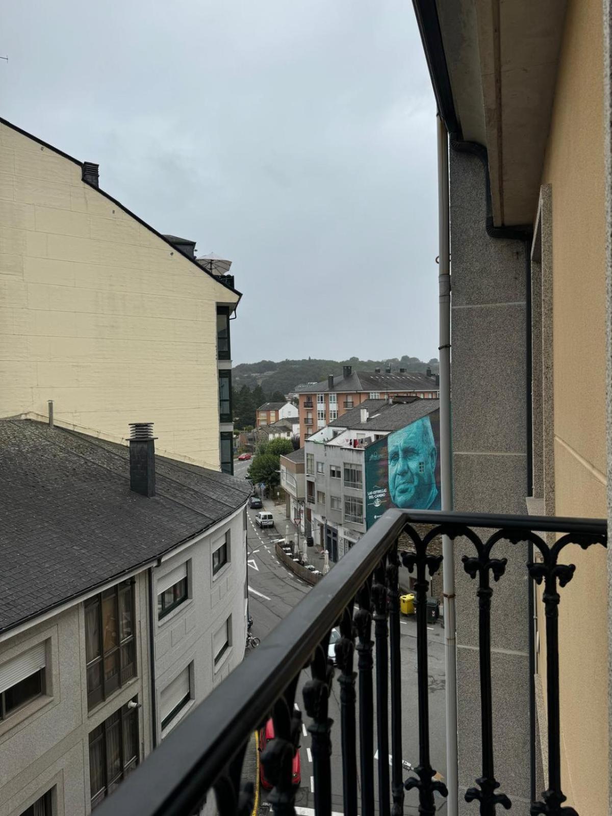 Avanza 4 Plaza Galicia Sarria Esterno foto
